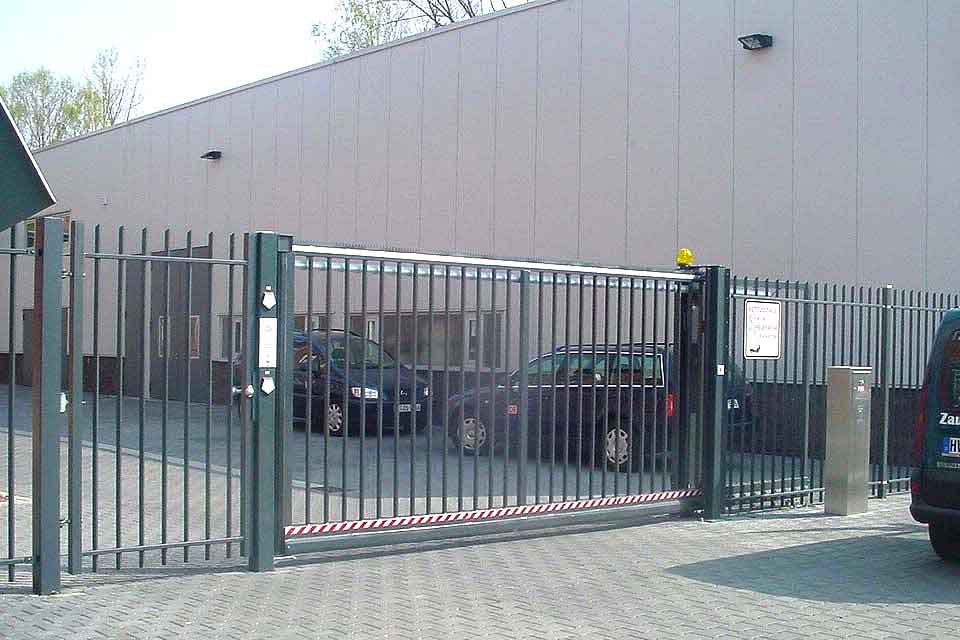 Toranlage